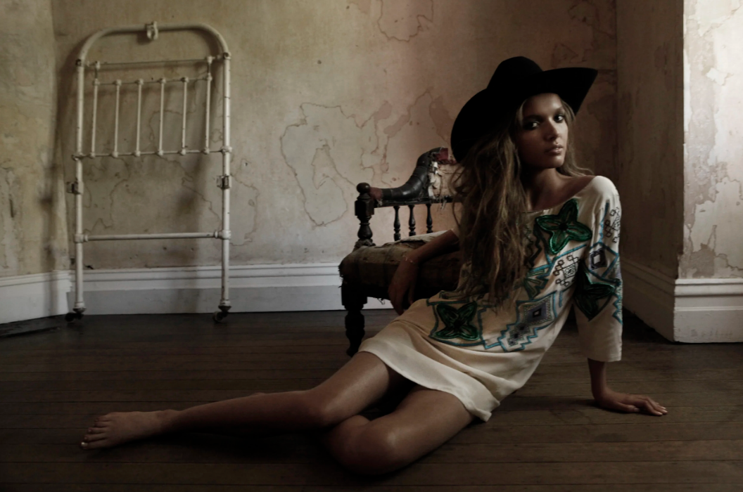 Briony Marsh 6 - fine art print by Julian Kingma