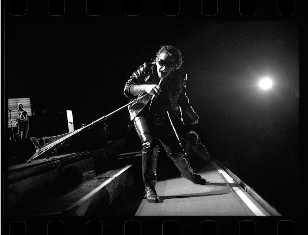 Bono Signature